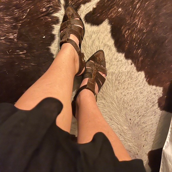 Jeffrey Campbell Angora-F Calf Hair Heeled Sandals Size 7.5 - Picture 4 of 8